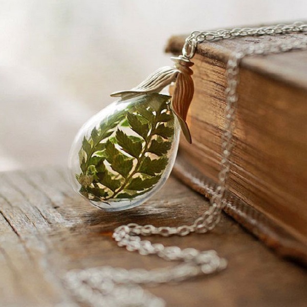 بدلیجات،زینتی دیرینه برای انسان