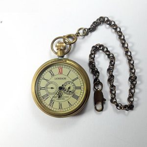 بدلیجات،زینتی دیرینه برای انسان