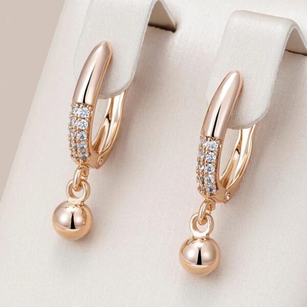 گوشواره زنانه ژوپینگ مدل آویز گوی کد ZG2031